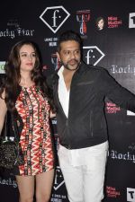 Evelyn Sharma, Rocky S at Rocky S red carpet in F Bar, Mumbai on 17th Sept 2013 (18).JPG